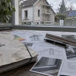 Énergie Brest : dossier d’audit thermique sur table, projet de rénovation énergétique